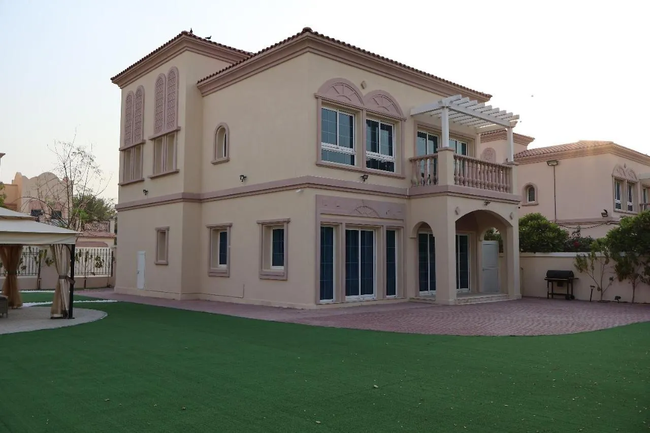 2 Bedroom Villa With Huge Garden Dubai